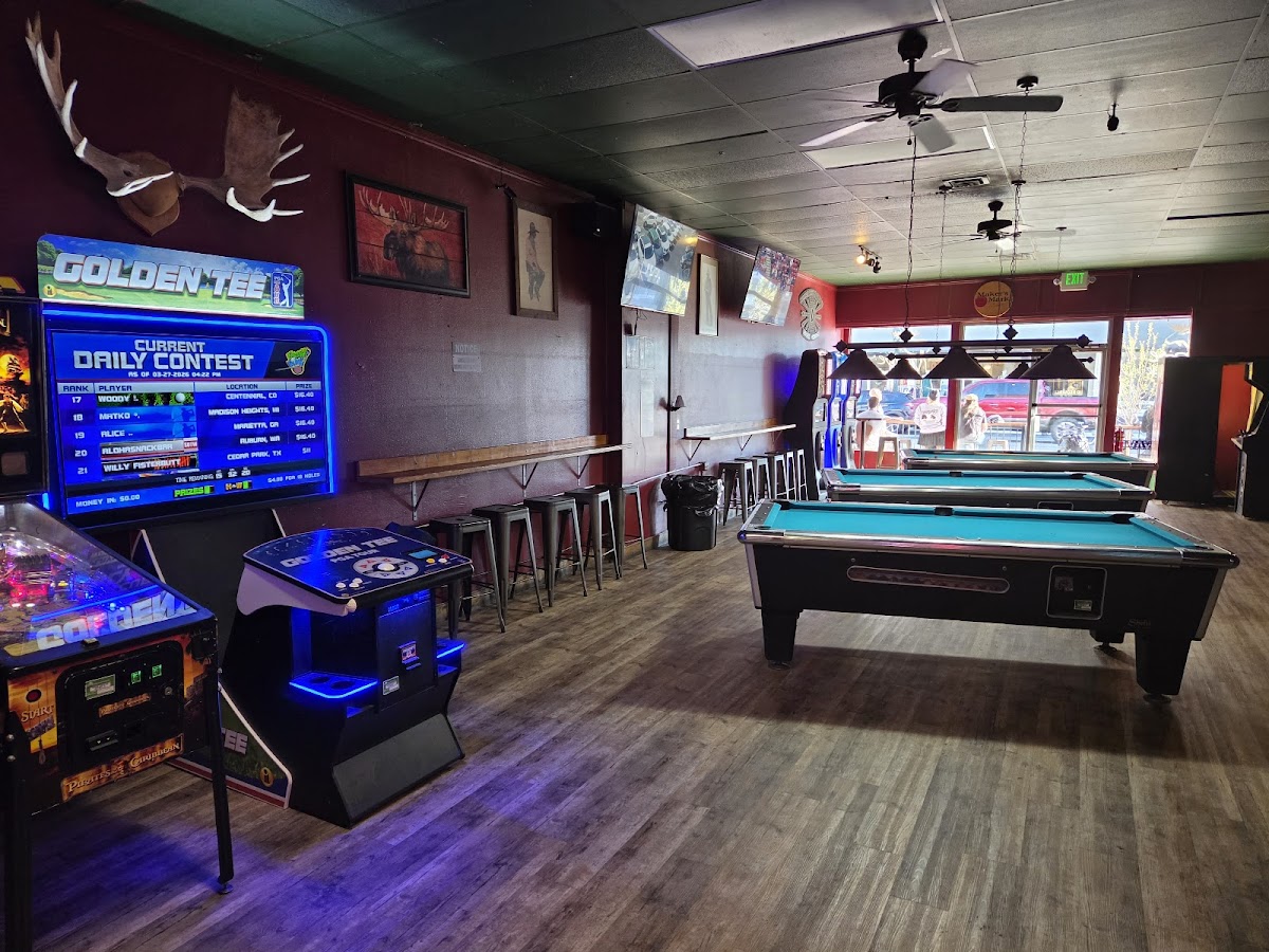 Moose Lounge