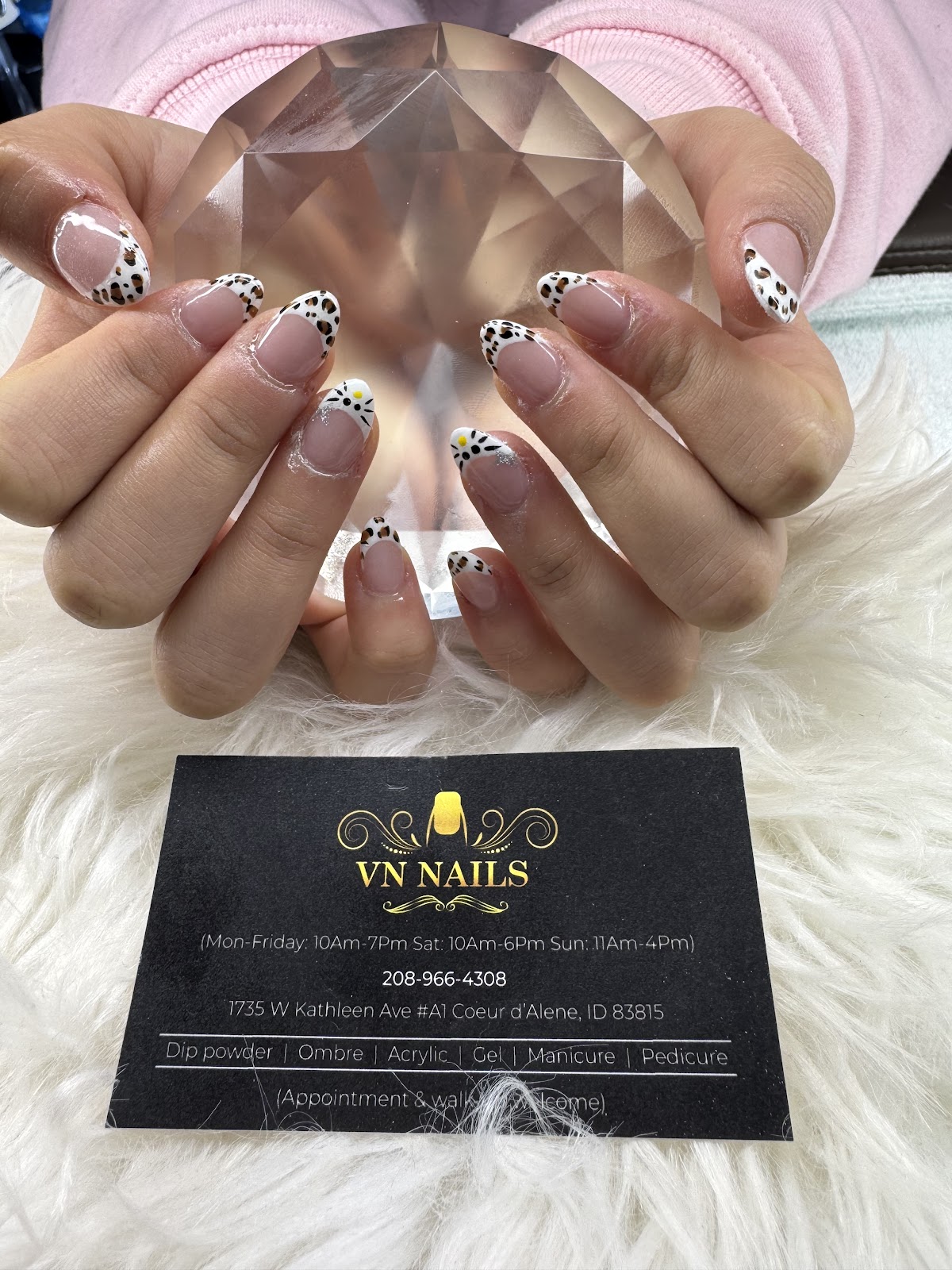 VN Nails